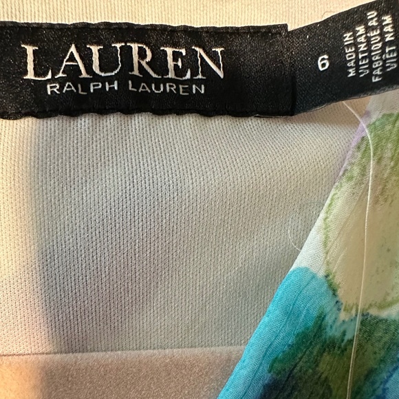 Lauren Ralph Lauren Multicolored Floral V Neck Flutter Sleeve Dress NWT Size 6 - Picture 6 of 8